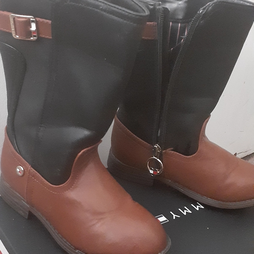 Girls Boots